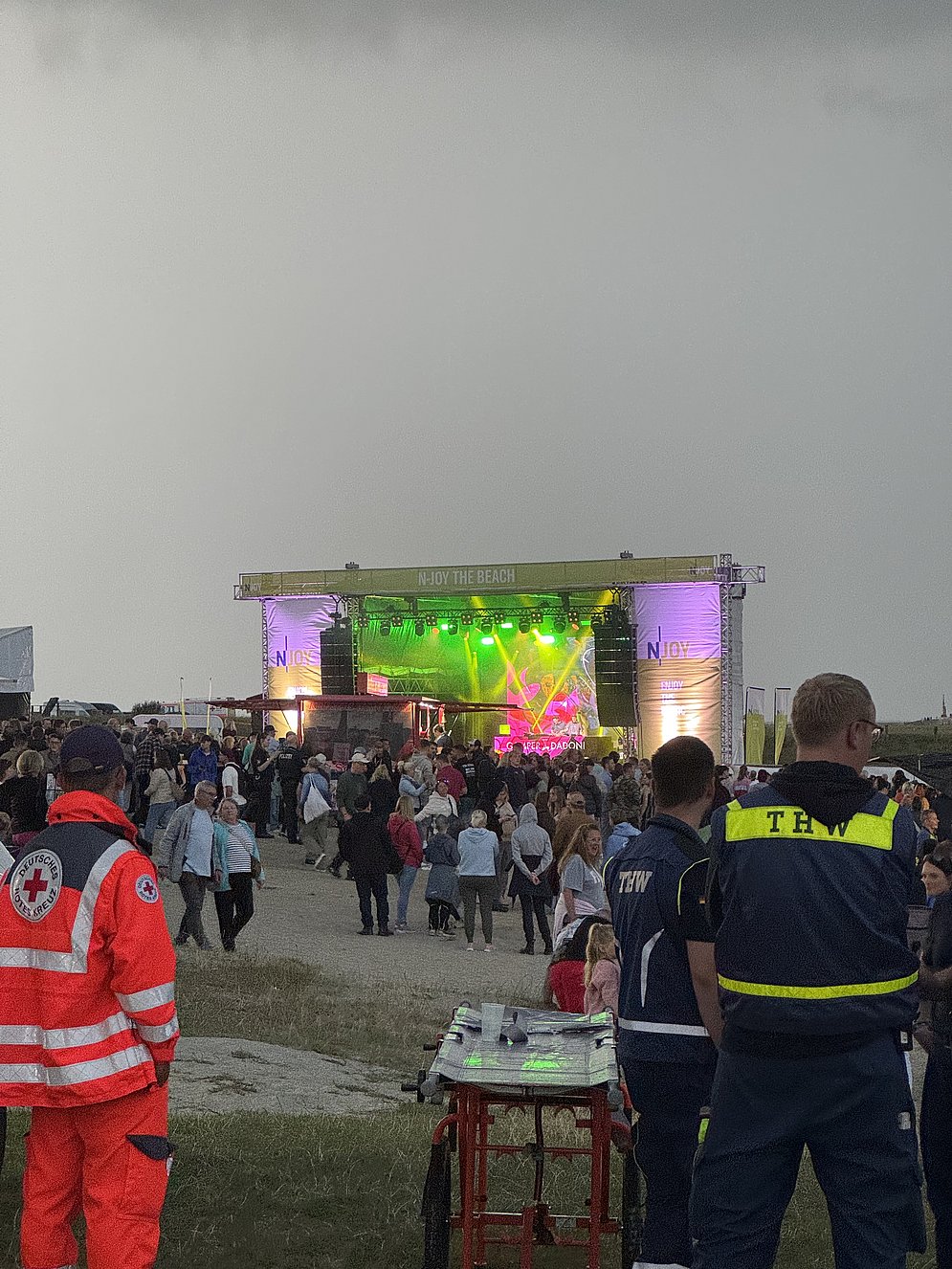 Einsatzkräfte der weiteren Hilfsrganisationen